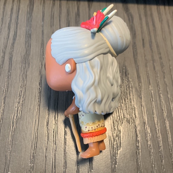 Disney Moana Funko Pop - Grandma Tala 418 - Picture 2 of 5